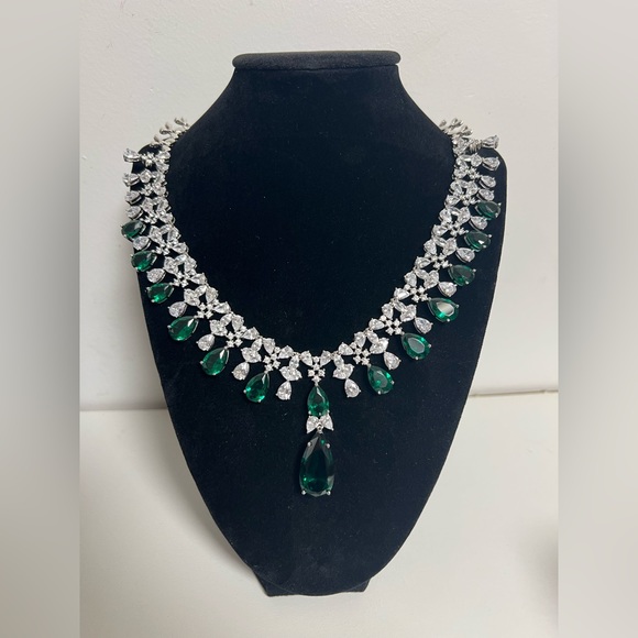 Nextnecklace Pear Cut Emerald Sapphire Necklace 925 Sterling Silver - Picture 3 of 5